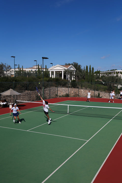 The Broken Rackets Club at Amanzo'e